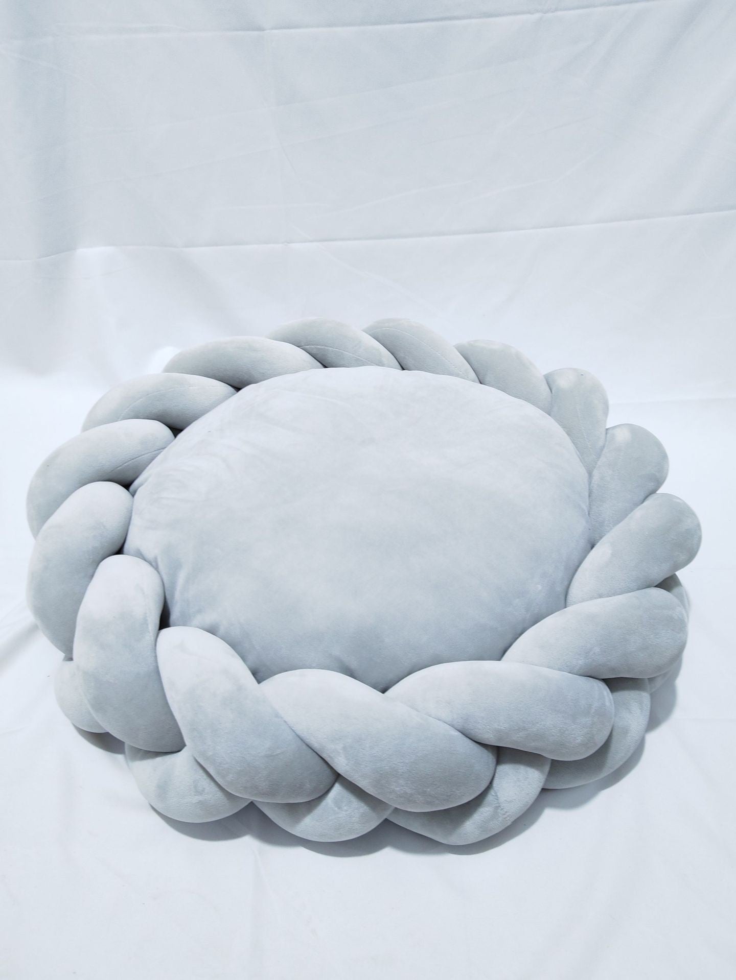 Panier nid rond pour chien et chat | Coussin moelleux & confortable anti-stress | Panier, lit et accessoires design pour animaux - CoconDou